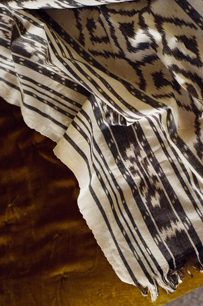 Widodo Blanket - Grey & Ecru
