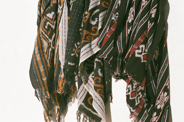 Lestari Blanket - Black, Magenta & Teal